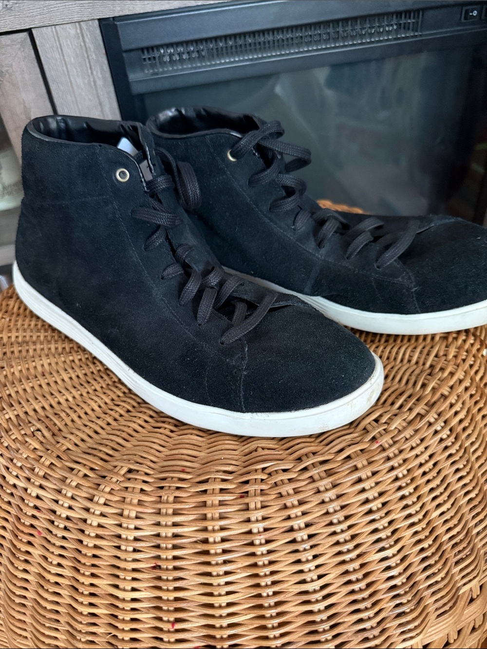 Cole Haan Grand.O’s Women’s lBlack Suede High-Top Sneakers 11B
